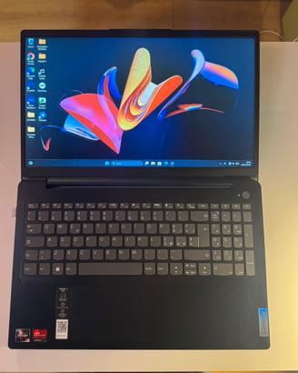 Laptop Lenovo IdeaPad 3 15ADA6- Ryzen 3 | 8GB RAM