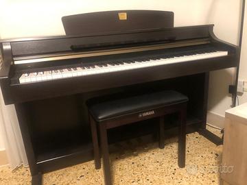 Pianoforte digitale Yamaha Clavinova CLP-330