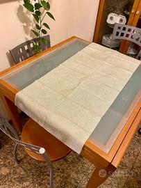 N. 450 tovagliette runner 100x48 cm monouso.