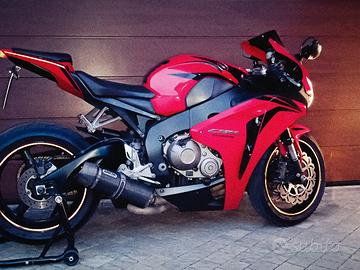 Honda CBR 1000 rr fireblade 2009