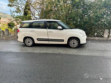 Fiat 500L living