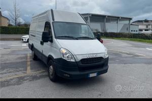 Iveco Daily Furgone Tetto Alto (2014) - 280.000 km
