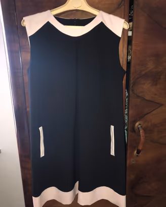vestito nero smanicato nuna lie