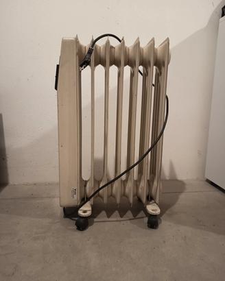 Radiatore elettrico a olio