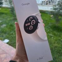 Google Pixel Watch 3 41mm con accessori