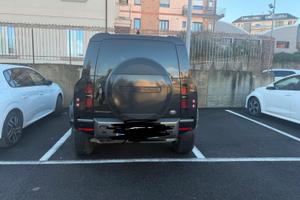 Defender land rover