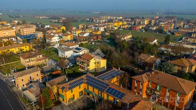 2 LOCALI A BARICELLA