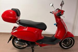 Vespa Sprint 125 ABS 2021 - 3273 km + accessori