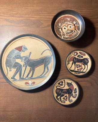 Set 4 piatti ceramica stile greco antico vintage