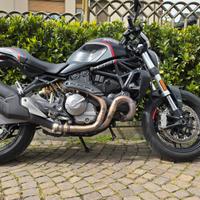 Ducati Monster 821 Stealth - 1.700km - 