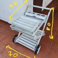 carrello di servizio in plastica bianca