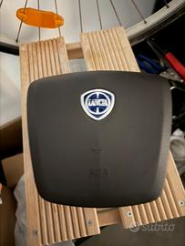 Airbag  lancia thema