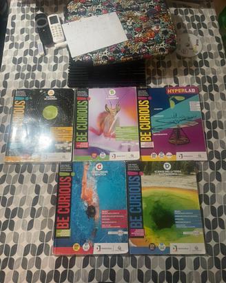 Libri be curious A B C D e hyper lab buone condizi