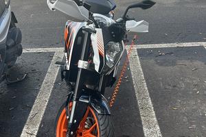 Ktm duke 390