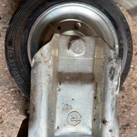 5 Ruote per  carrelli 180/45 fisse