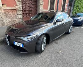 Alfa Romeo Giulia 2.2 AT8 190CV Sprint