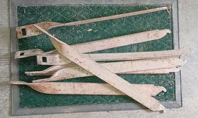 Montanti staffe ad elica per carpenteria
