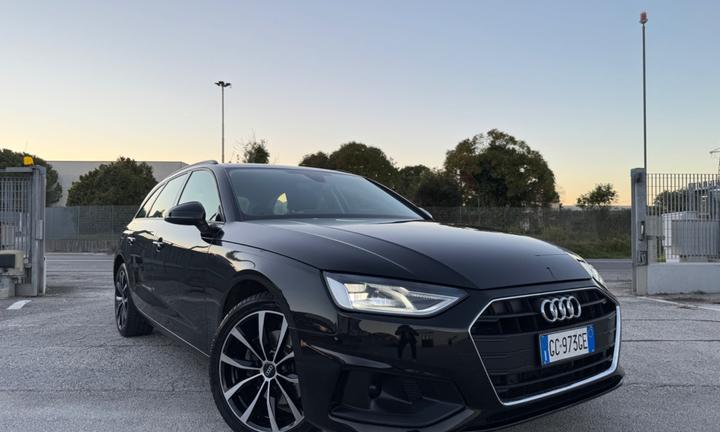 AUDI A4 Avant 2.0 Tdi S-Tronic - Led Virtual 18