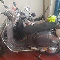 Piaggio Vespa 300 GTV - 2013