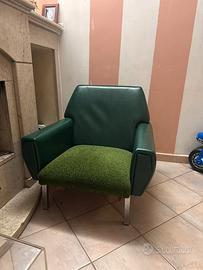 Salotto tedesco anni 70, due poltrone + dinano