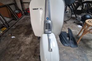 Vespa 50 special 