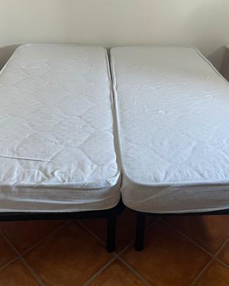 Letti singoli con materasso