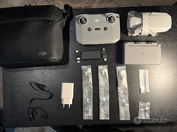 DJI Mini 2 Fly More Combo