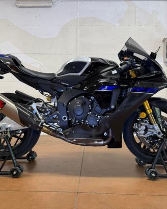 Yamaha YZF  R1 M