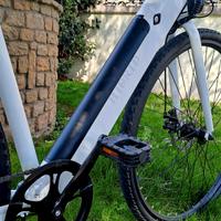 Bici Elettrica  E-BIKE GRAVEL COME NUOVA