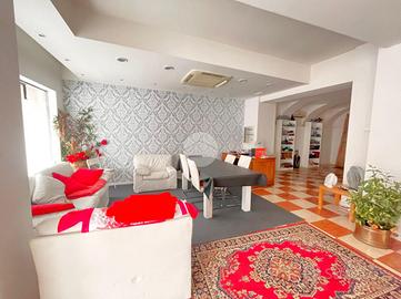 NEGOZIO A LONATO DEL GARDA