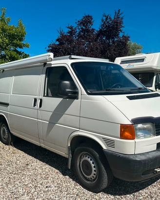 VOLKSWAGEN TRANSPORTER T4