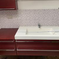 Mobile e lavandino bagno