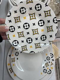 set 18 piatti in porcellana 