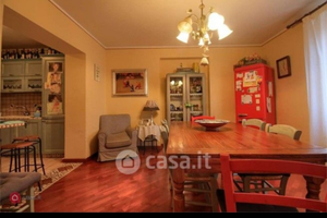 Appartamento con ingresso indipendente