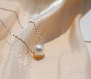 Collana con ciondolo in perla di alta qualità