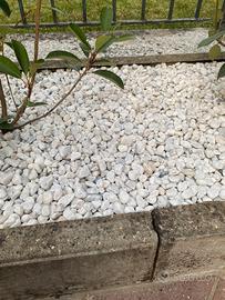 Sassi decorazione giardino