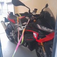 Aprilia tuono 1000