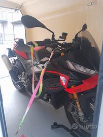 Aprilia tuono 1000