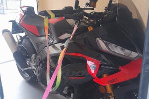 Aprilia tuono 1000