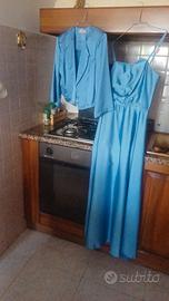 abito in raso azzurro 