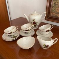 Servizio da caffe completo come da foto.