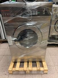 lavatrice per lavanderia self service