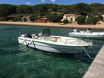 Angler 22 piedi cantieri USA con porta canne