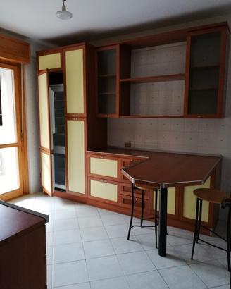 arredo cucina ciliegio