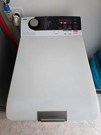 Lavatrice AEG serie 7000 carica dall'alto 7kg