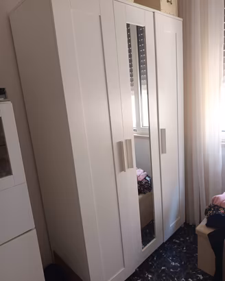 Armadio e mobile