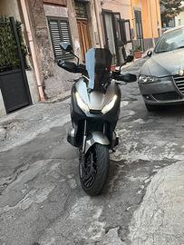 X-Adv 750