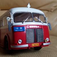 Modello 1/43 autobus SKODA 706 RO 1947