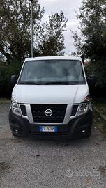 Nissan nv400