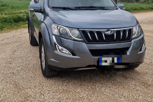 Mahindra xuv 500